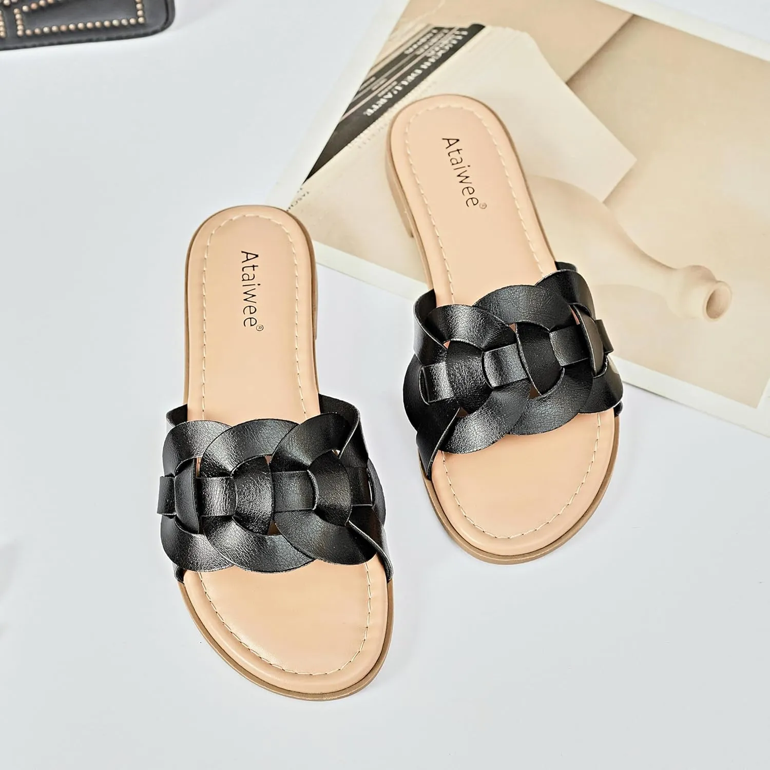 Ataiwee Women's Flat Slide Sandals - Ladies Casual Slip On Criss Cross Strap Summer Shoes.