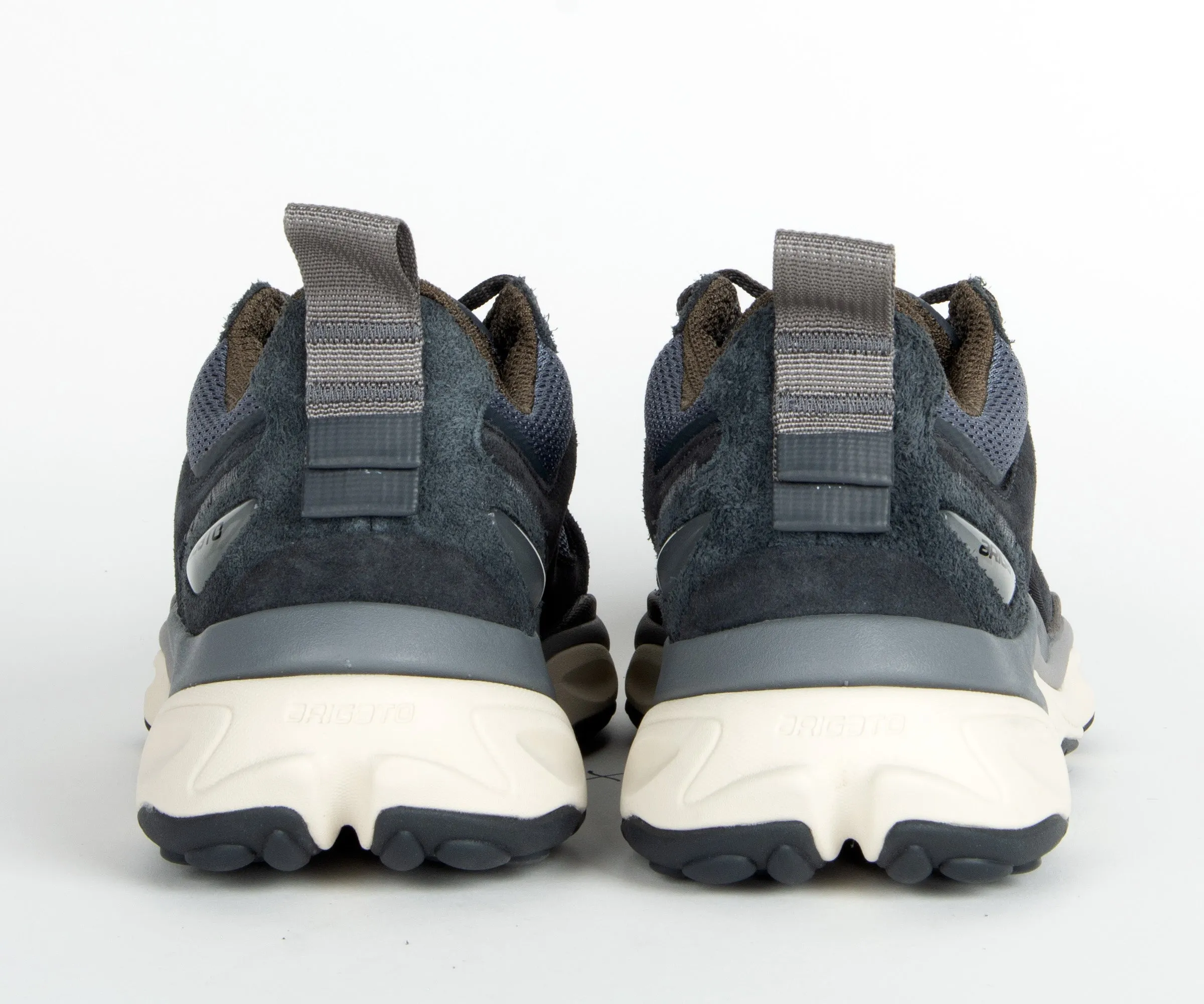 Axel Arigato Satellite Runner Sneaker Grey/Black