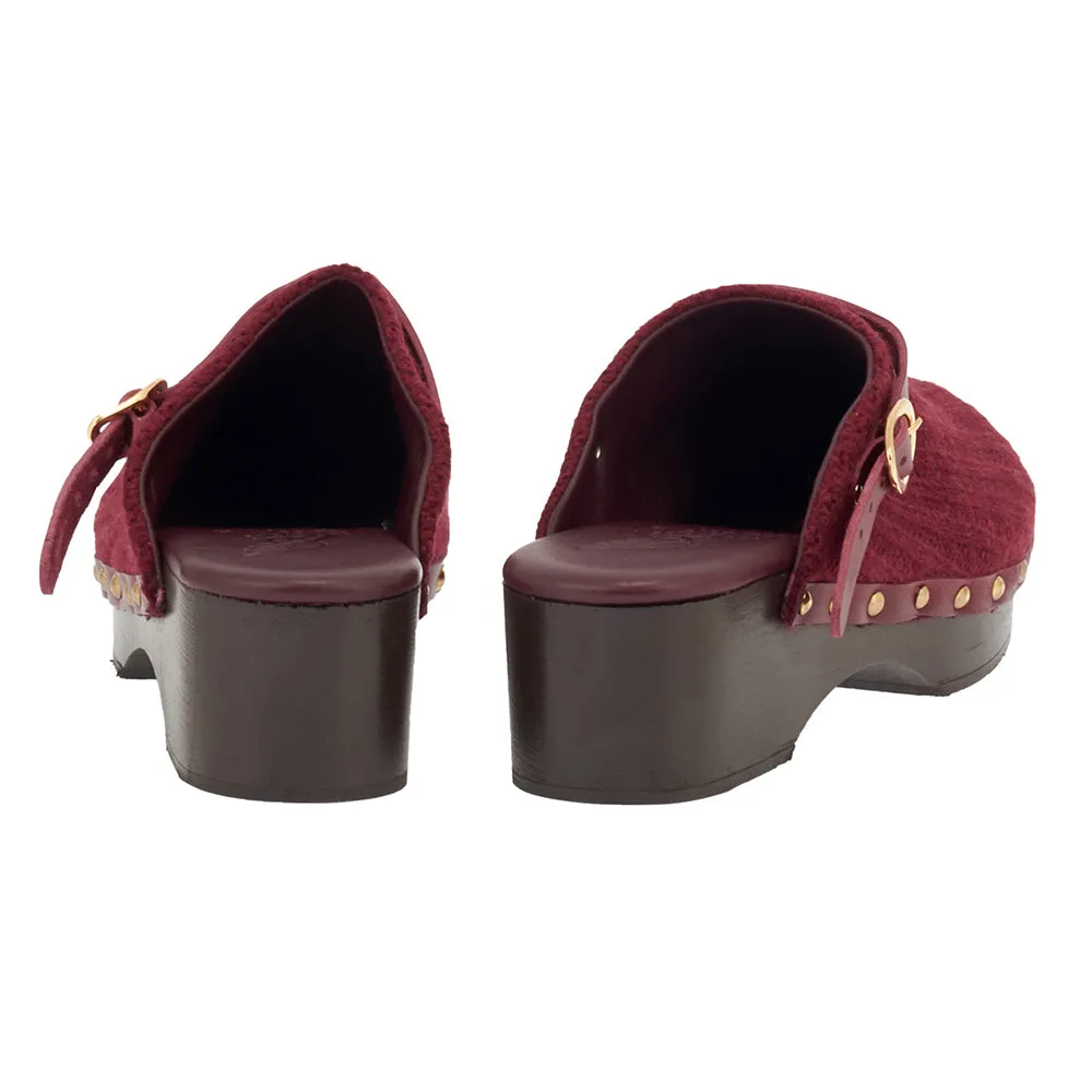 Classic Closed Clog