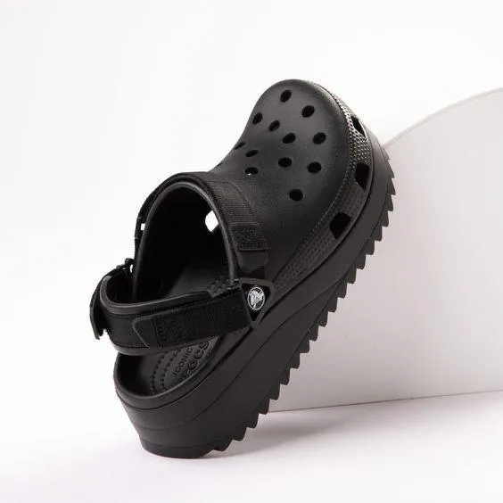 Crocs Summer Sale Upto 40% off