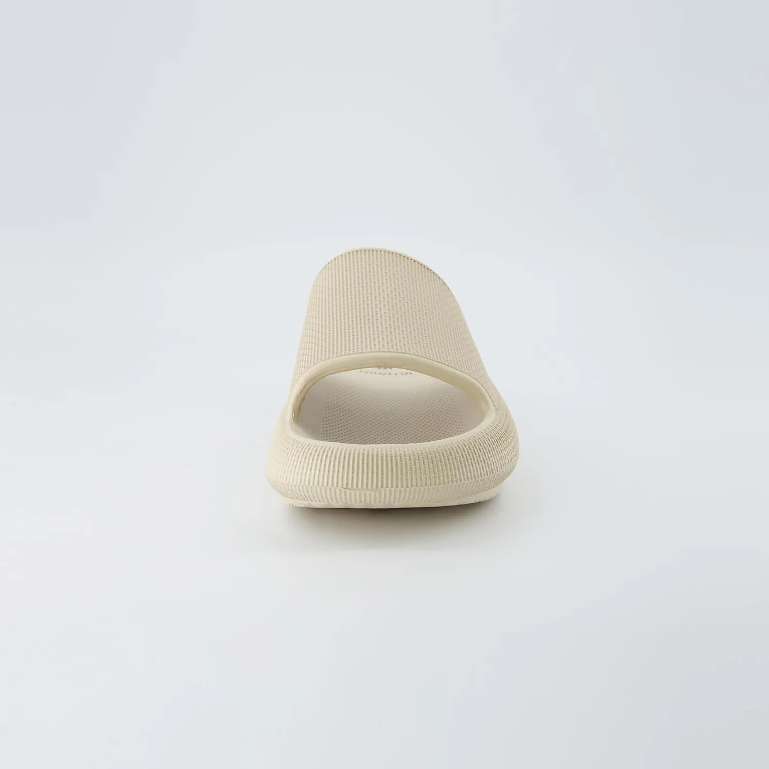 CUSHIONAIRE Men's Feather cloud recovery pool slide with  Comfort
