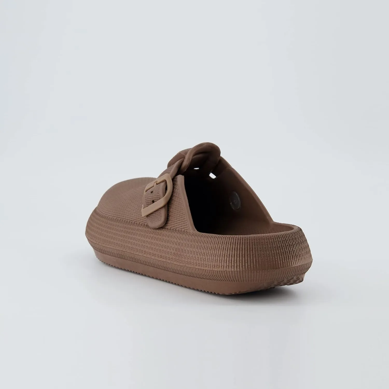 CUSHIONAIRE Women's Fable Cloud Recovery Clog with  Comfort