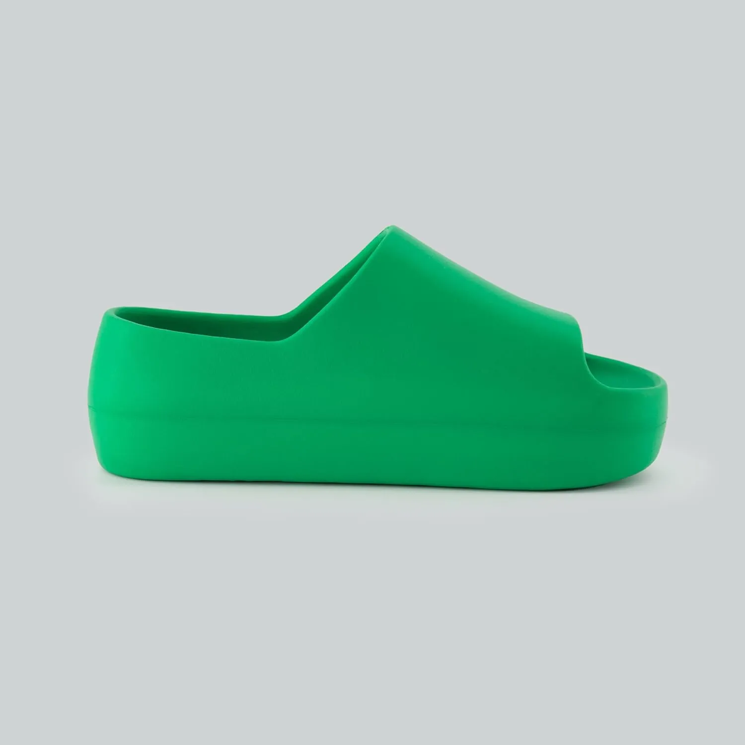 CUSHIONAIRE Women's Harrison platform slide sandal with  Comfort