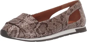 Gentle Souls by Kenneth Cole Women's Luca Straps Flat Slip on Sneaker