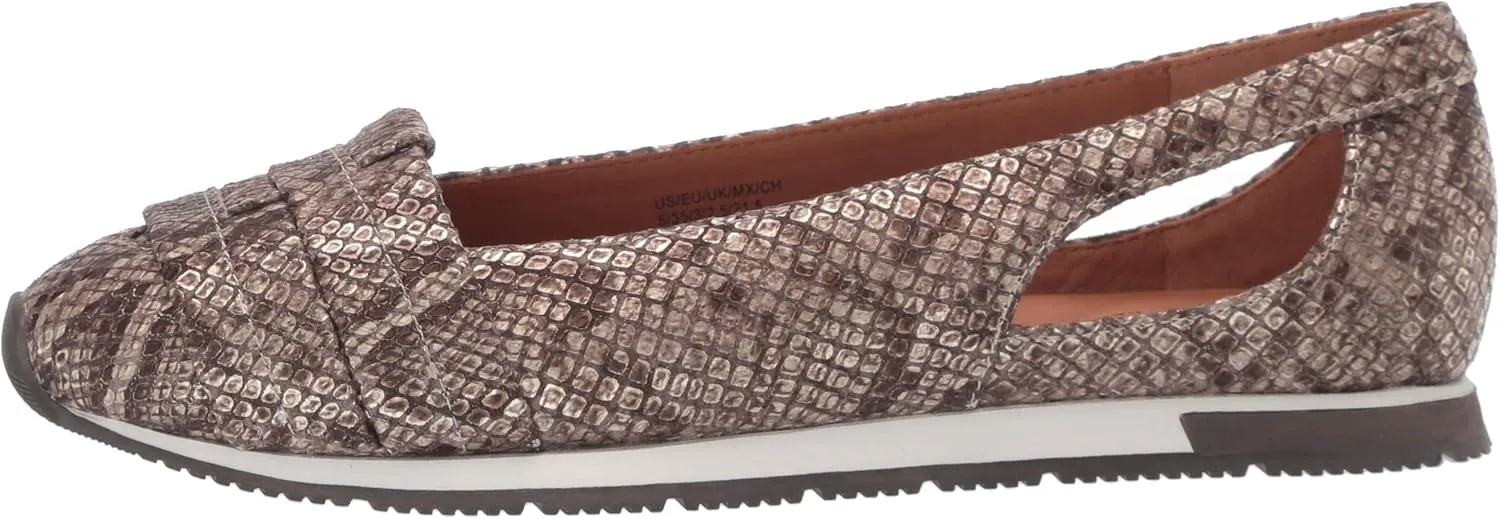 Gentle Souls by Kenneth Cole Women's Luca Straps Flat Slip on Sneaker
