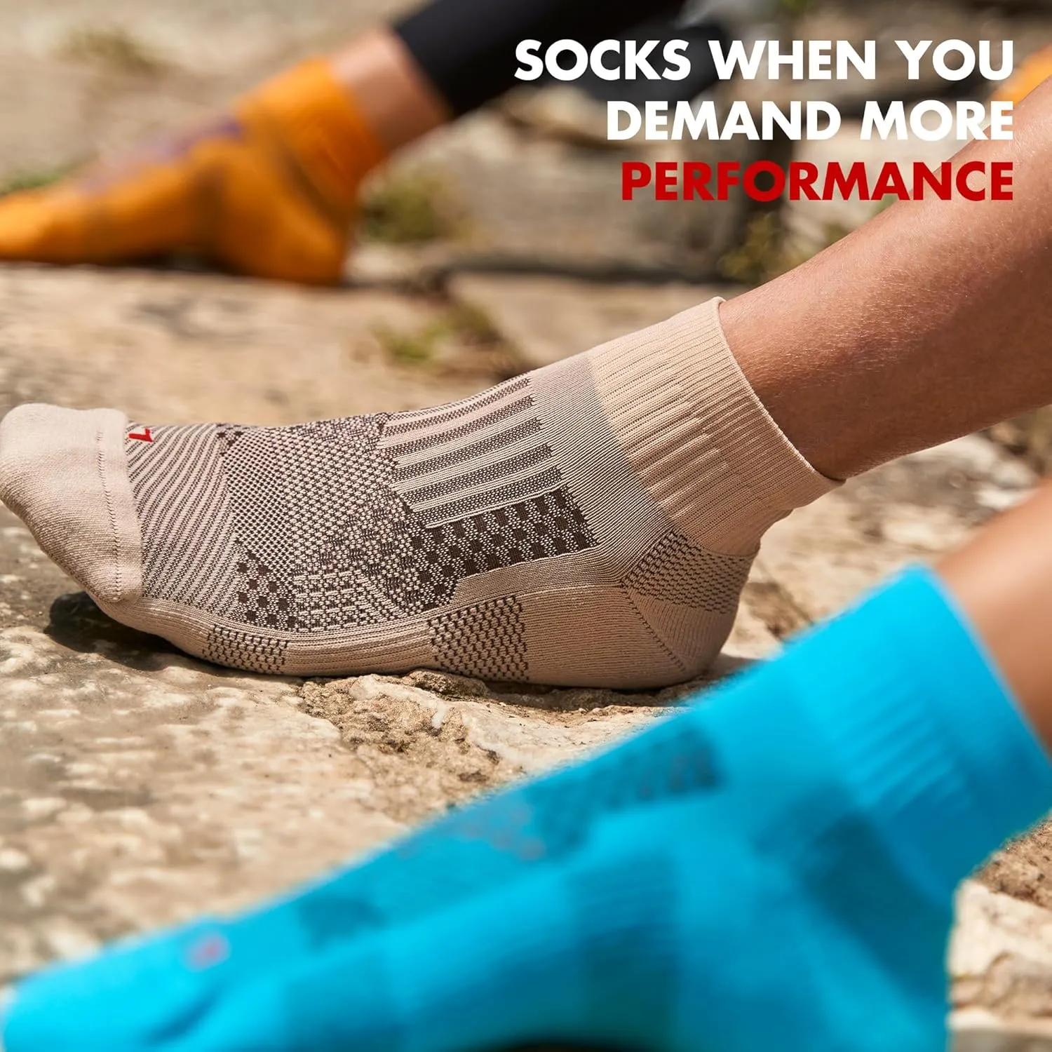 GoWith 2 Pairs Unisex Running Socks, Anti-Blister Cushioned Athletic Performance Padded Seamless Ankle Socks