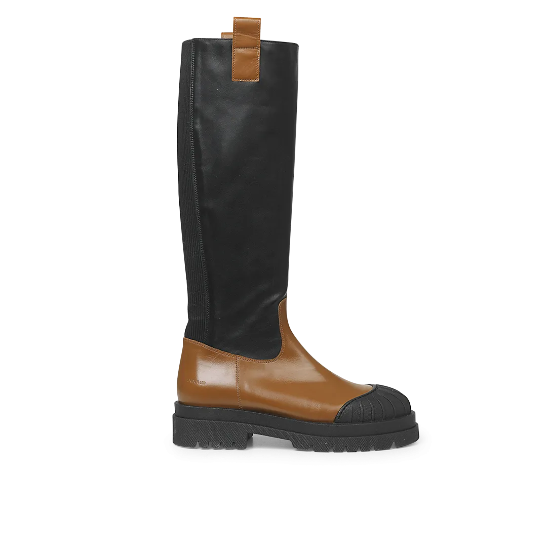 High shaft boot with zipper