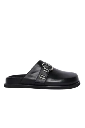 HYPNOTIZED SHOE