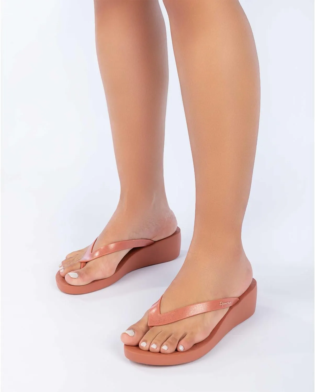 Ipanema Selfie Women's Platform Flip Flops - Comfortable and Trendy Summer Platform Thong Sandals, Wedge Sandals, Summer Dress Sandals, Dressy Flip Flops with Arch Support, Non-Slip