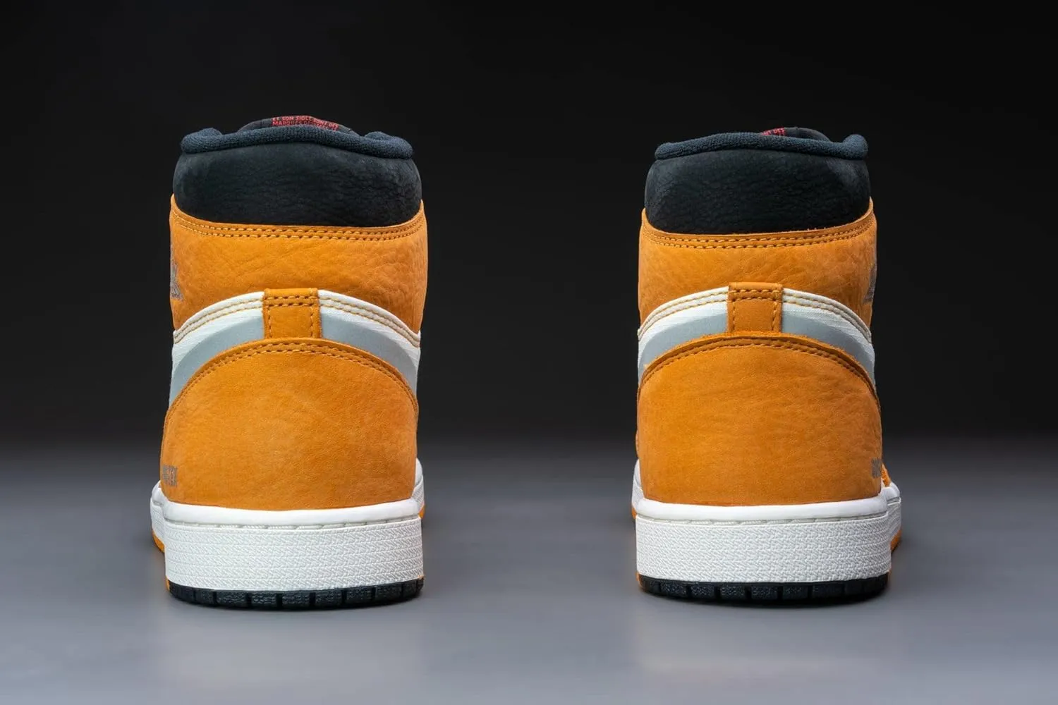 Jordan Mens Sneaker