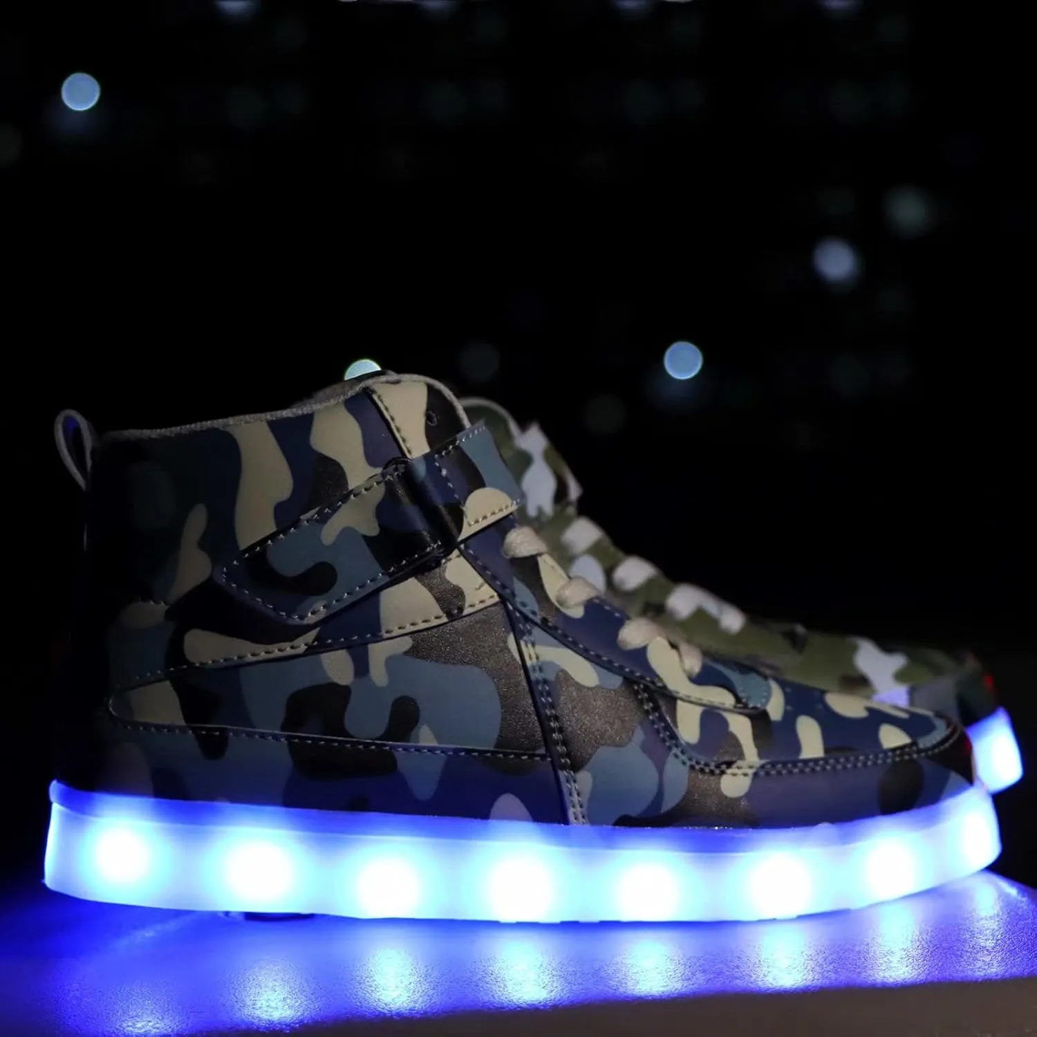 Kids Light Up Shoes with USB Charging Flashing LED Sneakers High Top Luminous Dancing Shoe for Boys and Girls Child Unisex