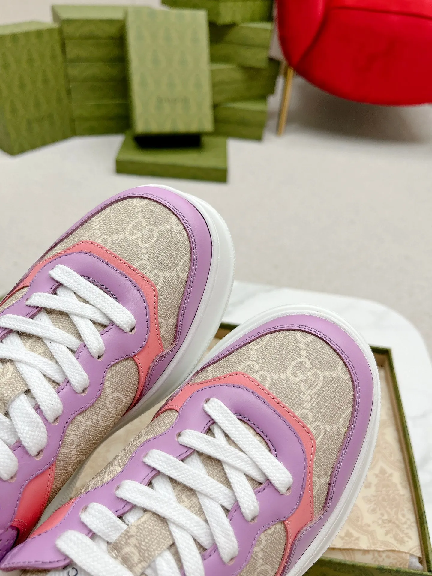 Long-lasting Gucci LIGHT Knowledgeable PURPLE TRAINER GRAY GG AND CALFSKIN