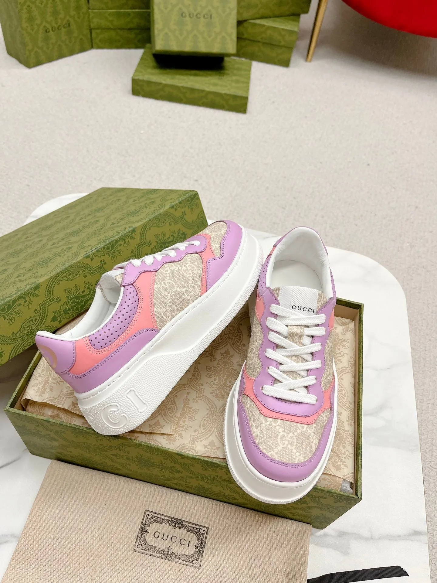 Long-lasting Gucci LIGHT Knowledgeable PURPLE TRAINER GRAY GG AND CALFSKIN