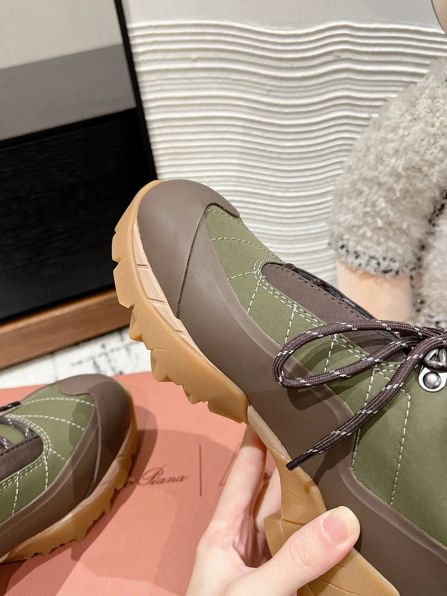 LP Katharina Sneaker In Light Moss Green Mix Earth Brown Calfskin 997605