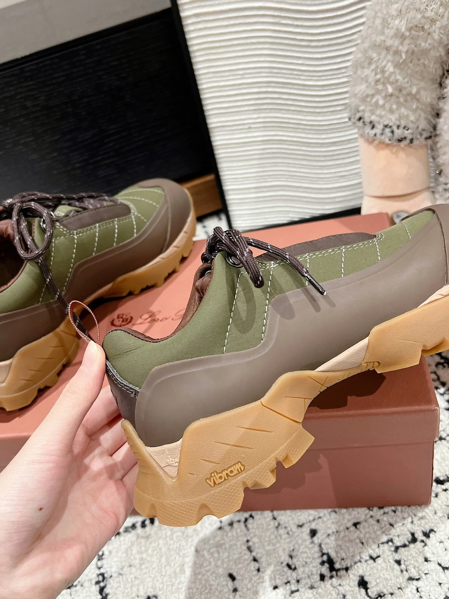 LP Katharina Sneaker In Light Moss Green Mix Earth Brown Calfskin 997605