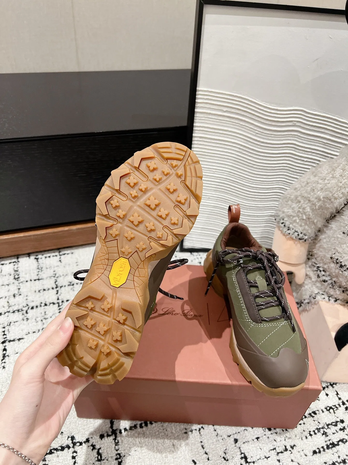 LP Katharina Sneaker In Light Moss Green Mix Earth Brown Calfskin 997605