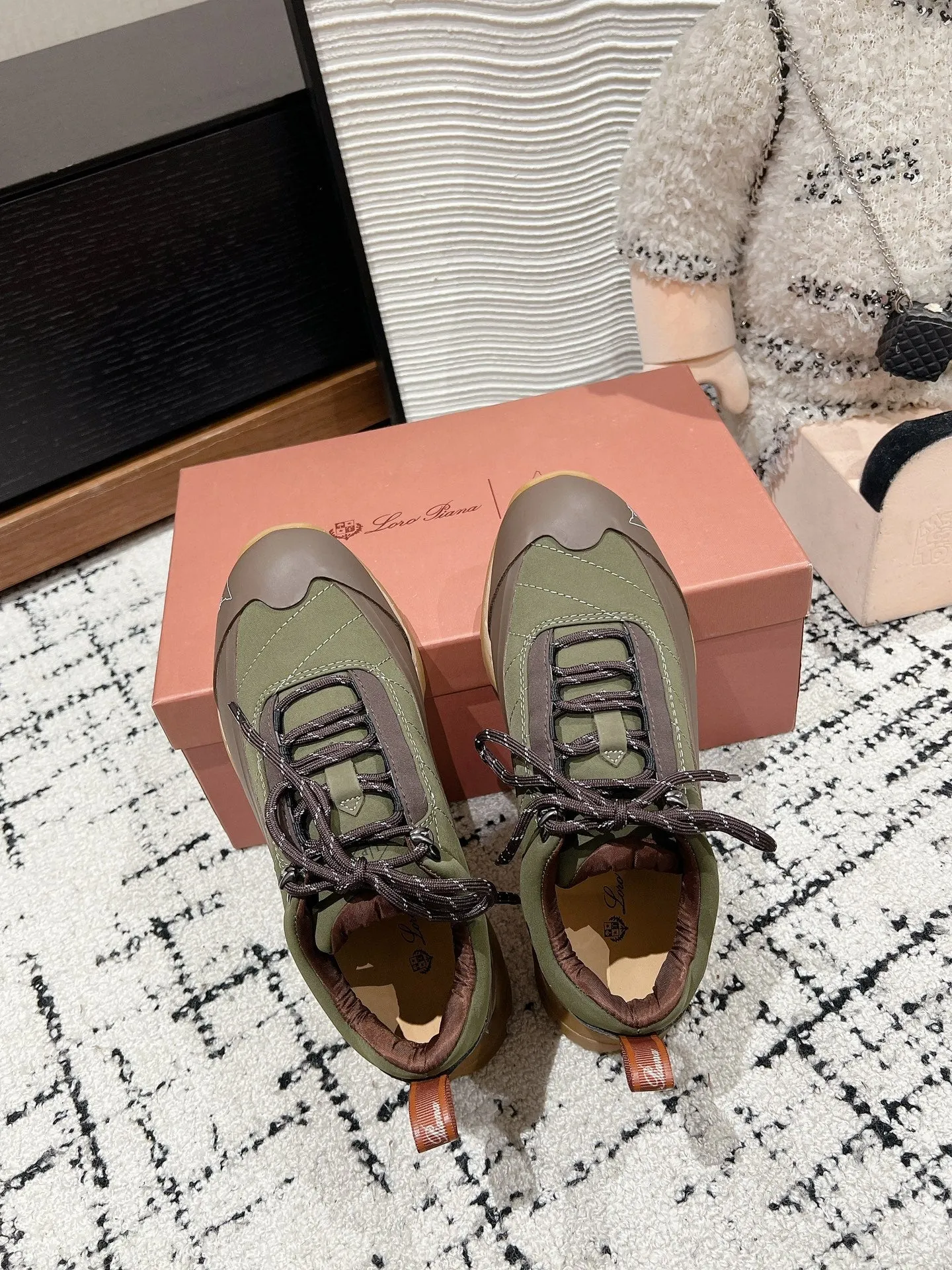LP Katharina Sneaker In Light Moss Green Mix Earth Brown Calfskin 997605