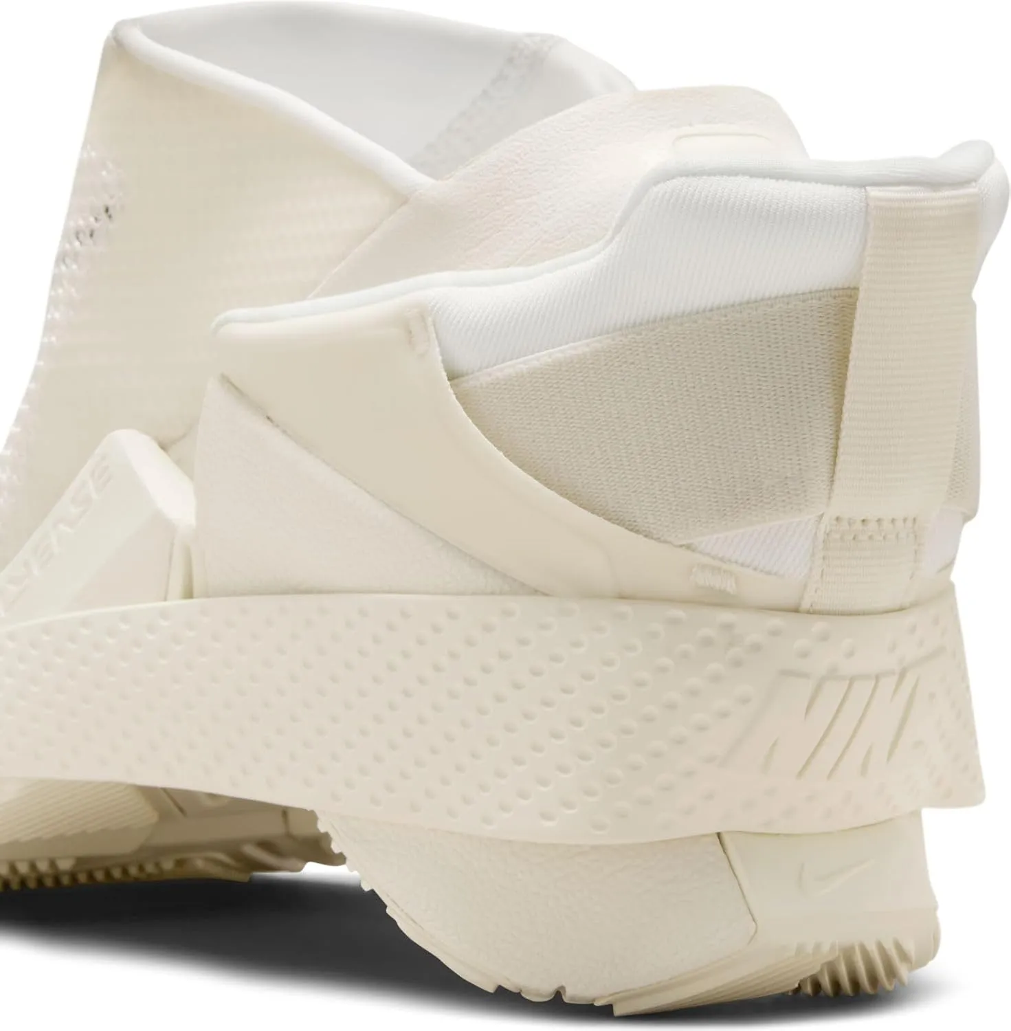 Nike Women's Go Flyease Sneaker