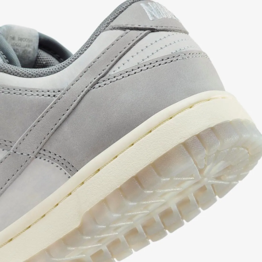 Nike Women's Modern