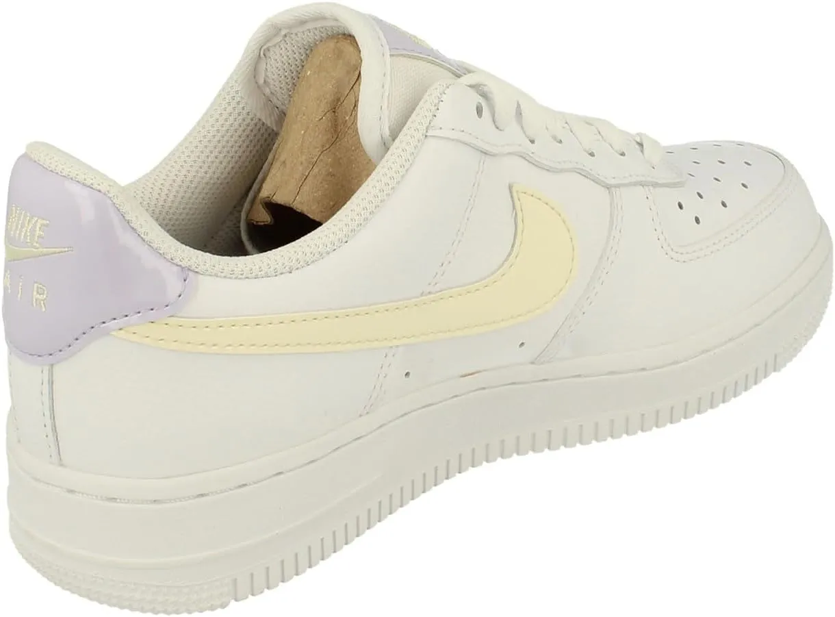 Nike Women's Sneaker