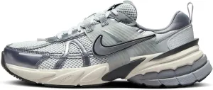 Nike Women's V2k Run Sneaker