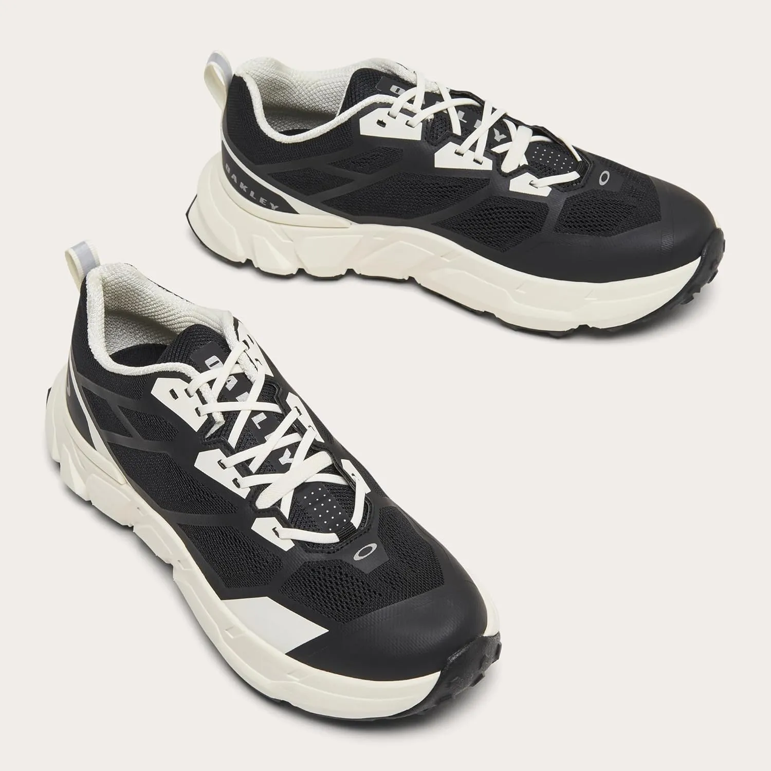 Oakley Men's Light Breathe Sneaker