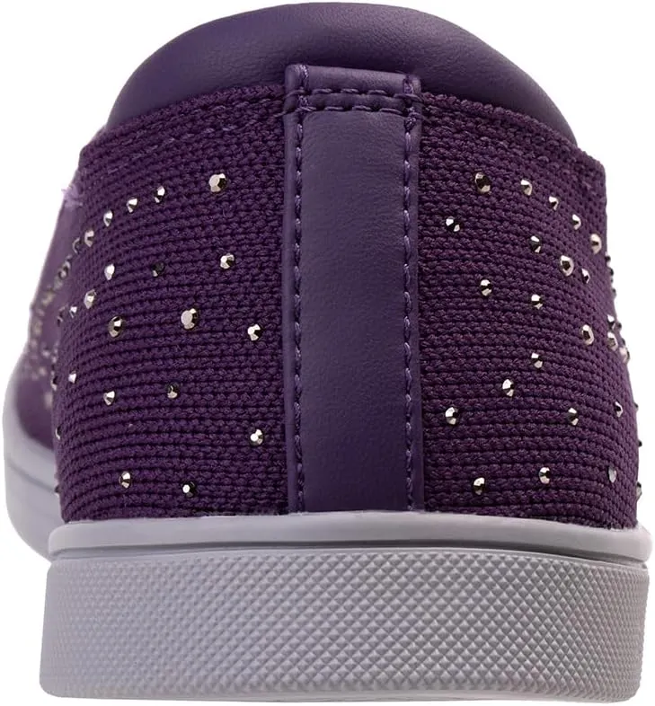 REVITALIGN Women's Mariner Holiday Sneaker