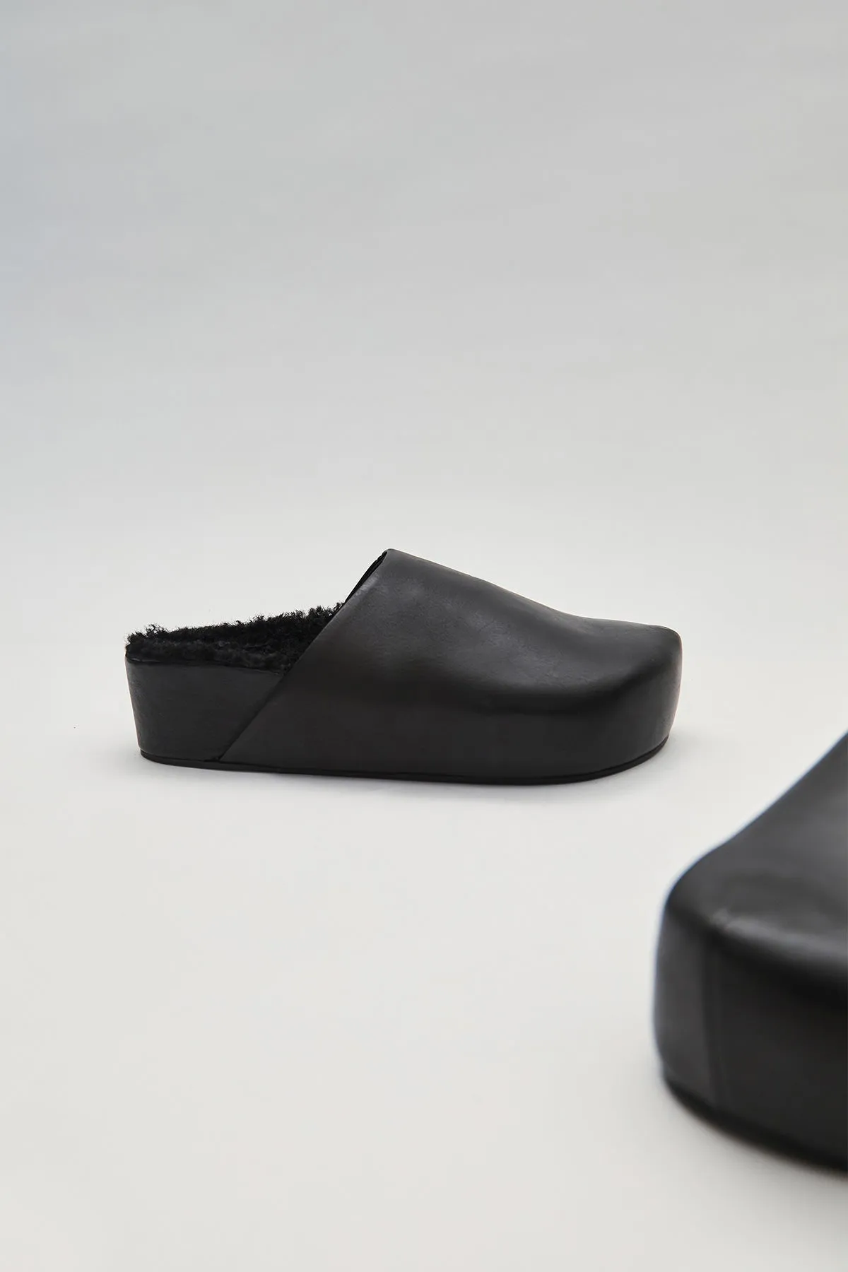 Signature Mule