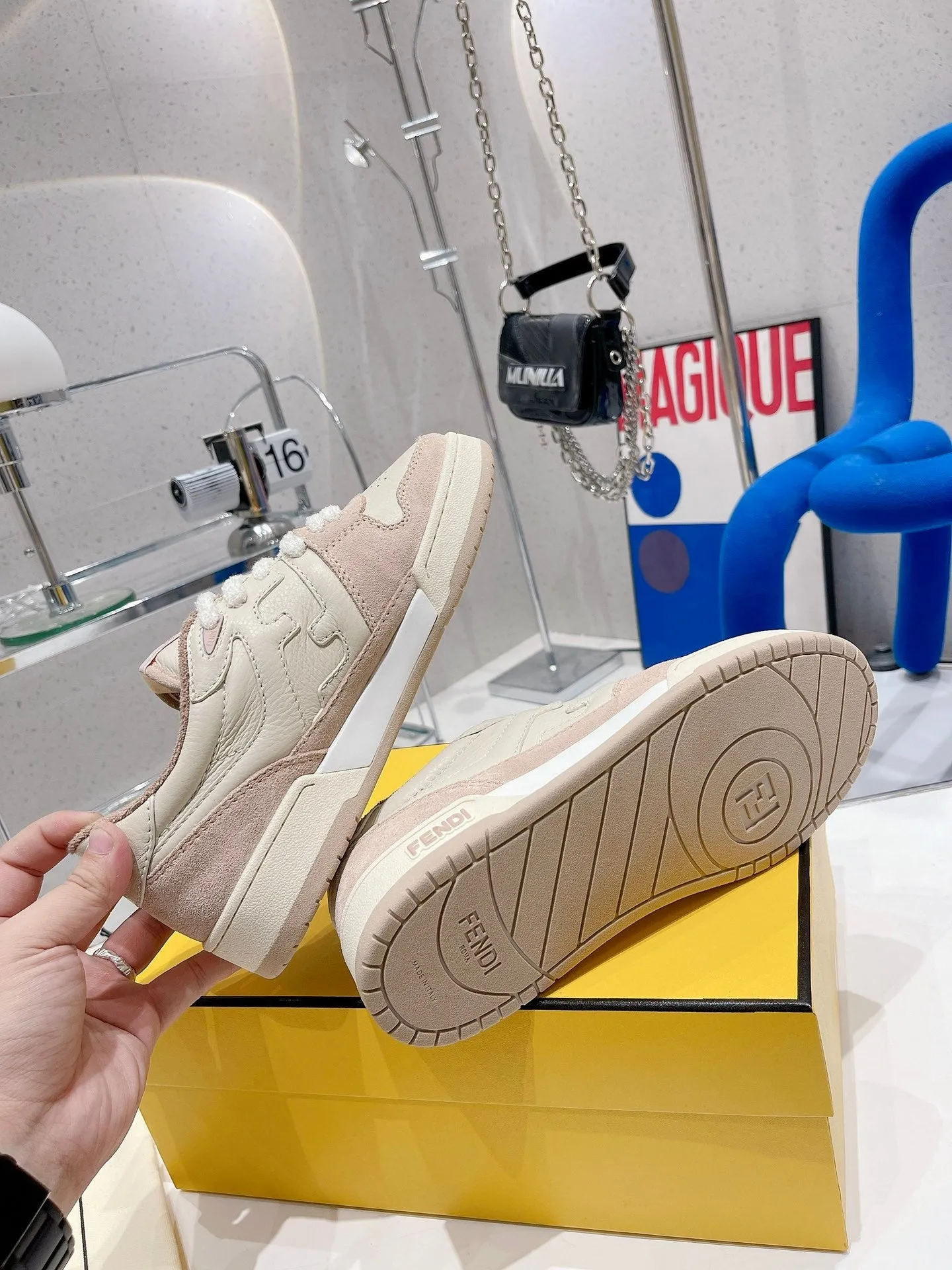 SNEAKER Technologically advanced WHITE AND CALFSKIN PINK Optimized CASUAL FENDI SUEDE FENDI LIGHT IN