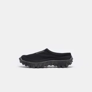 Snowclog Sneaker in Black/Asphalt