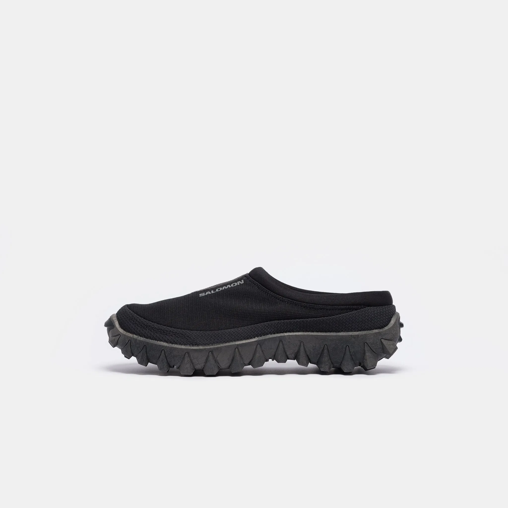 Snowclog Sneaker in Black/Asphalt