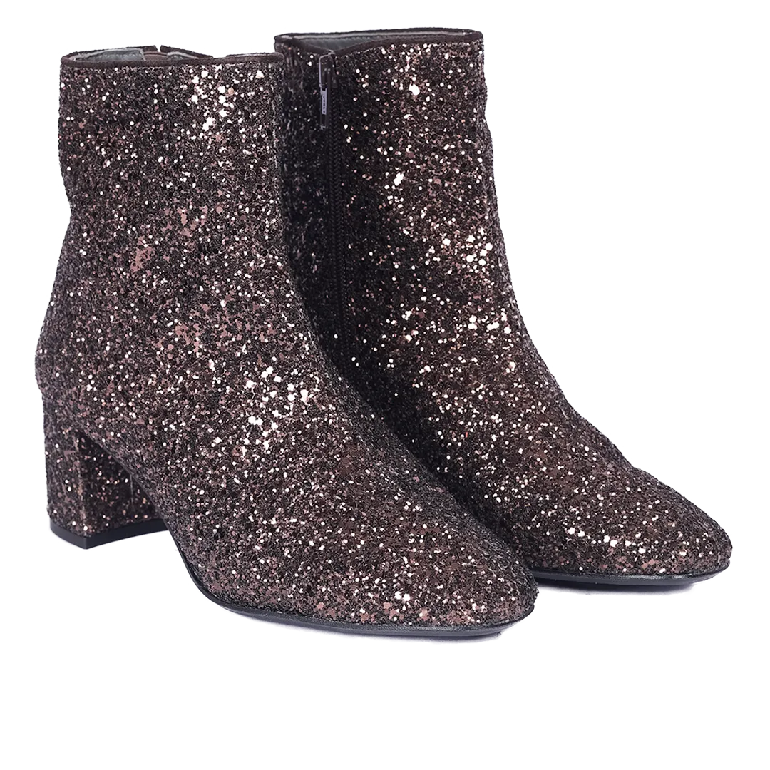 Sparkling glitter boot