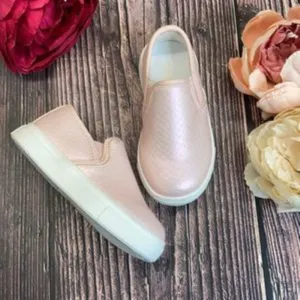 Tahari Light Pastel Pink Snaine-T Kids Slip-on Sneakers