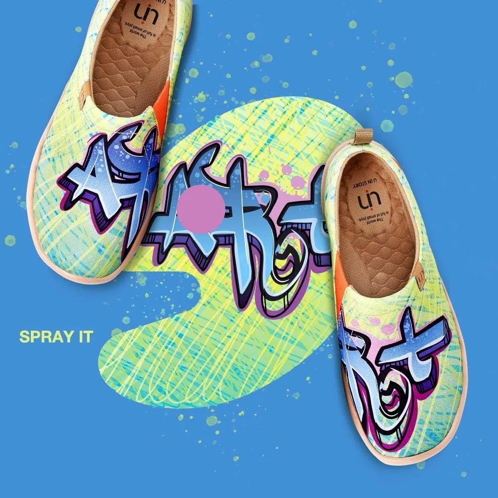 UIN Women's Slip On Loafers Lightweight Sneakers Flats Walking Casual Art Painted Travel Shoes Spray It