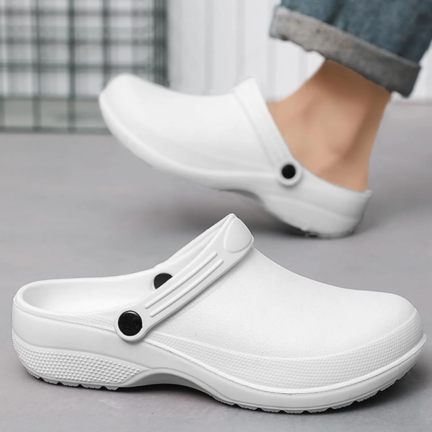 Unisex EVA clog slippers, comfortable, durable, non-slip, oil-resistant, waterproof, professional chef and nurse work shoes, casual style, two-wear minimalist kitchen shoes
