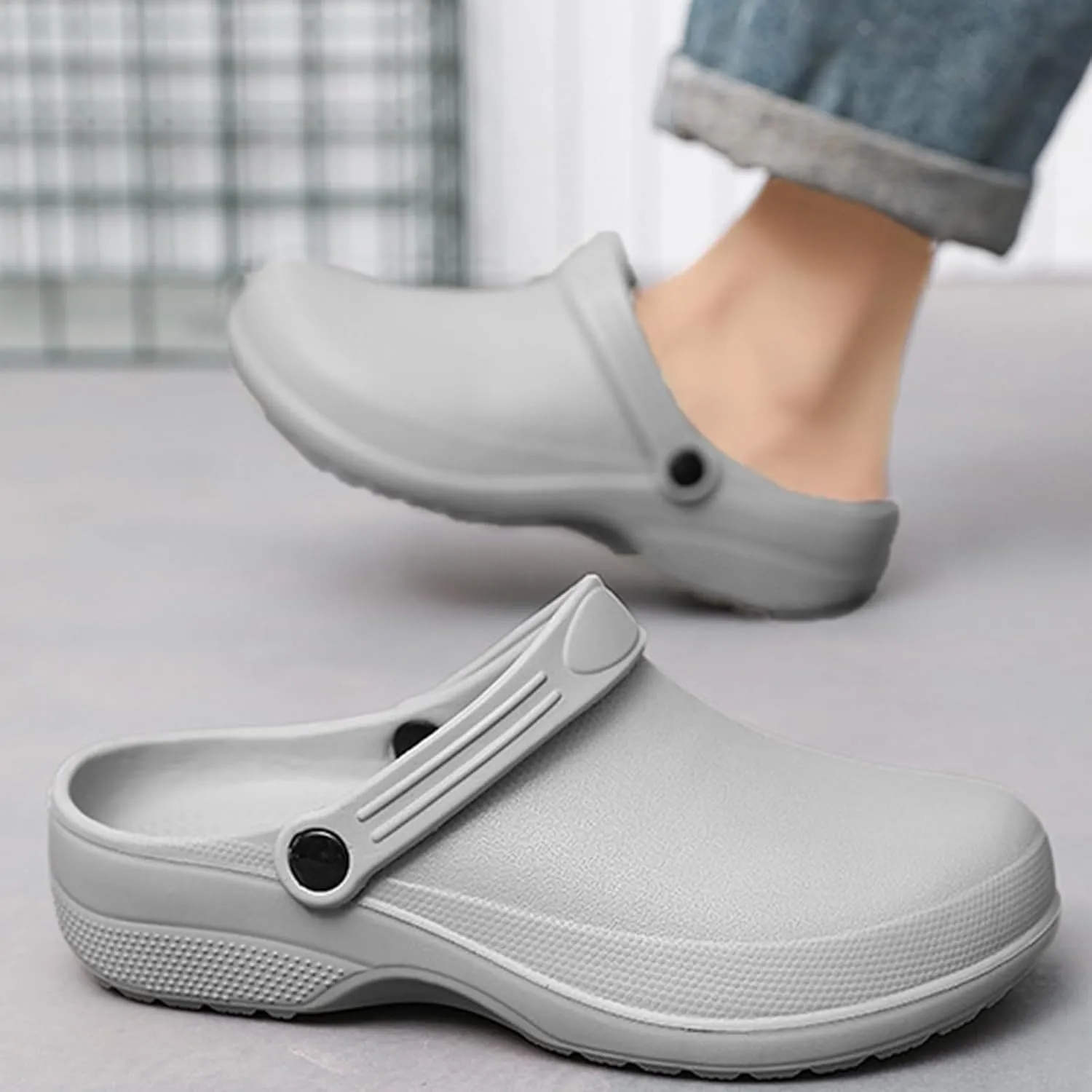 Unisex EVA clog slippers, comfortable, durable, non-slip, oil-resistant, waterproof, professional chef and nurse work shoes, casual style, two-wear minimalist kitchen shoes